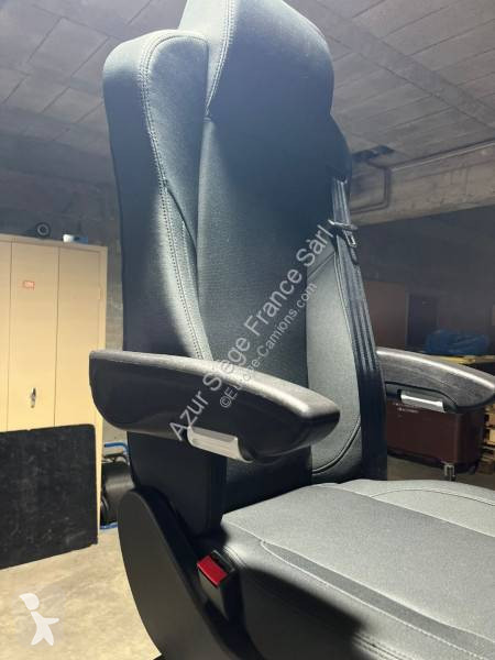 قطع غيار الآليات الثقيلة Renault