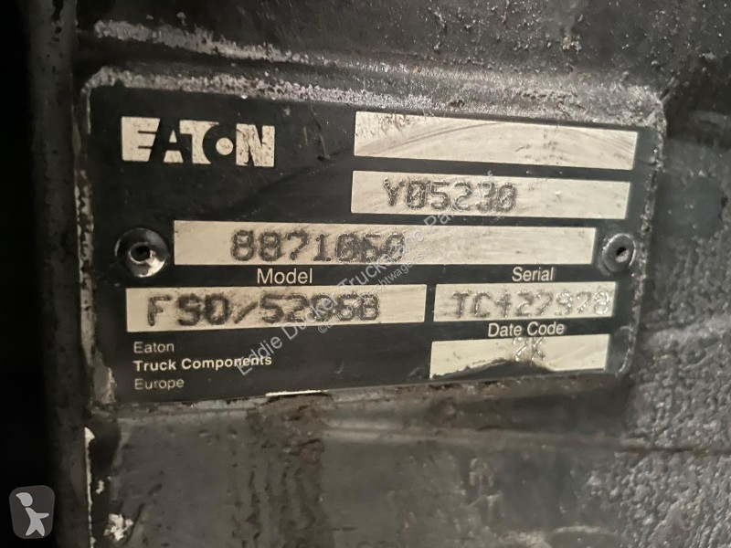 قطع غيار الآليات الثقيلة Iveco 8871060 EATON...