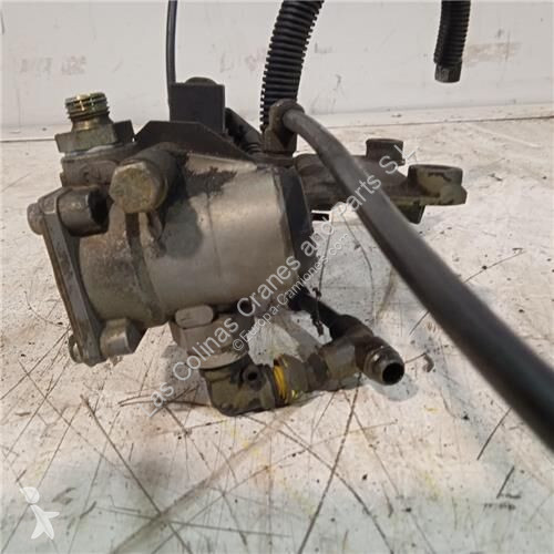 قطع غيار الآليات الثقيلة Nissan Pompe à...