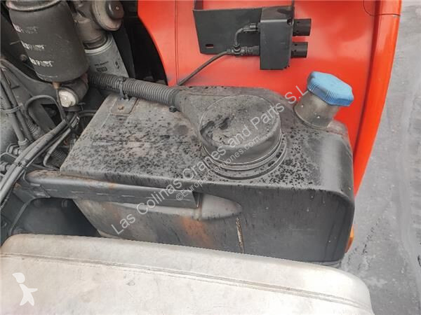 قطع غيار الآليات الثقيلة Iveco Réservoir AdBlue...