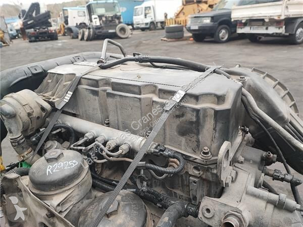 قطع غيار الآليات الثقيلة Renault Couvercle de...