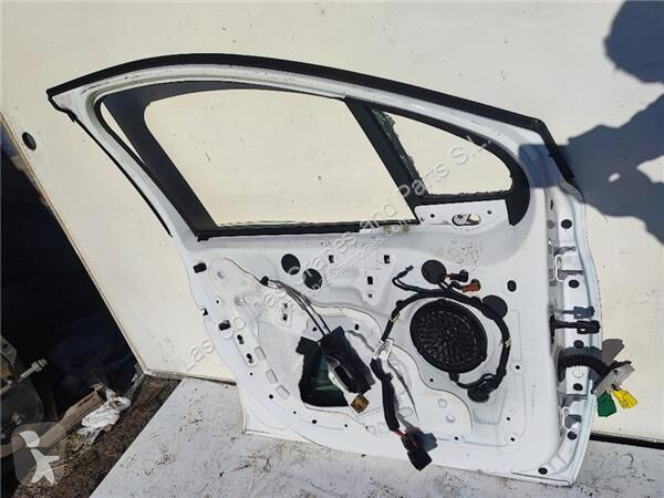 Pezzi di ricambio per mezzi pesanti Peugeot...