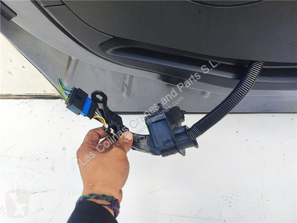 Pezzi di ricambio per mezzi pesanti Peugeot...