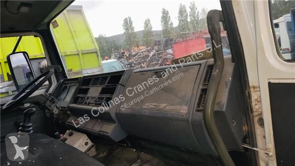 قطع غيار الآليات الثقيلة Renault Cabine pour...