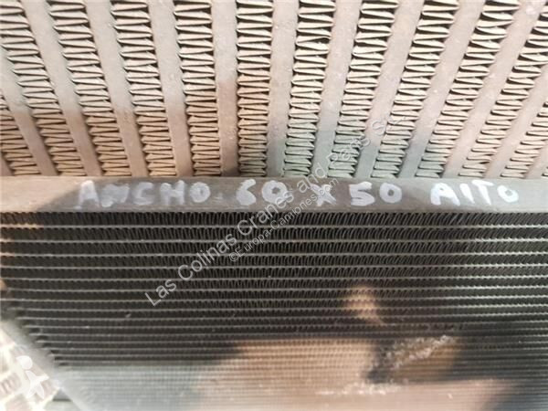 قطع غيار الآليات الثقيلة Volvo Radiateur de...