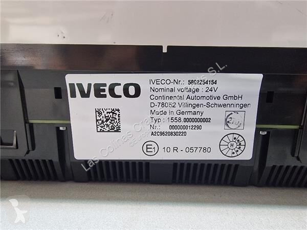 قطع غيار الآليات الثقيلة Iveco Tableau de bord...