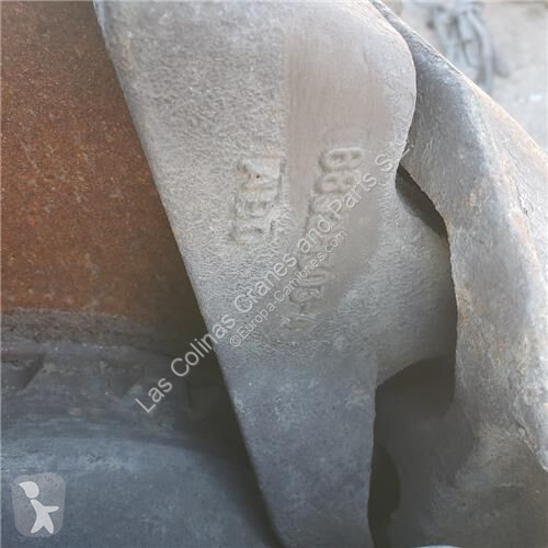 قطع غيار الآليات الثقيلة Renault Étrier de...