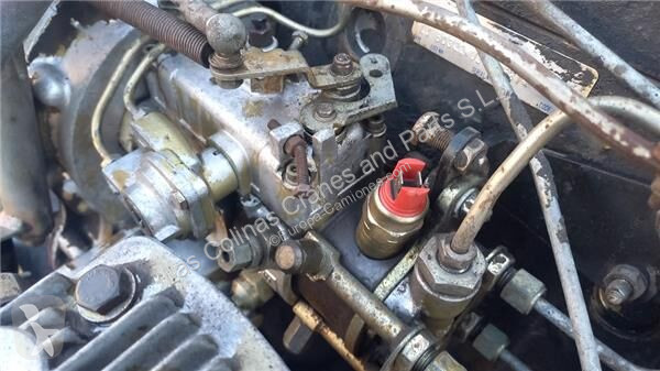 قطع غيار الآليات الثقيلة Renault Pompe...
