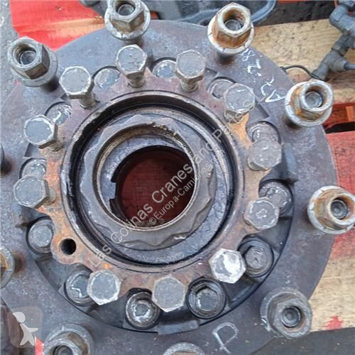 قطع غيار الآليات الثقيلة Iveco Moyeu 7186804...