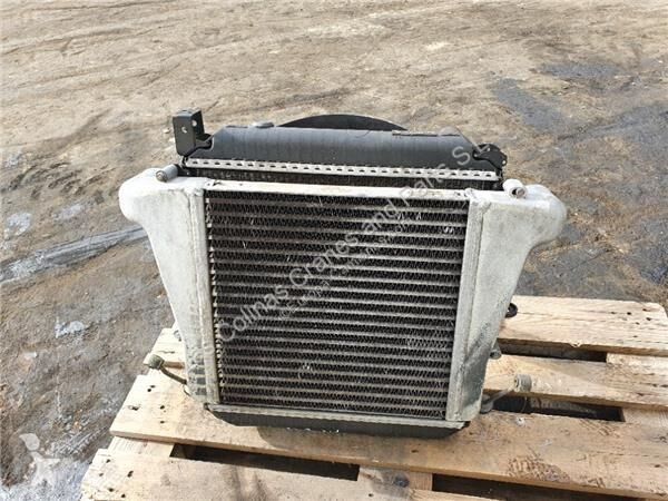 قطع غيار الآليات الثقيلة Nissan Radiateur de...
