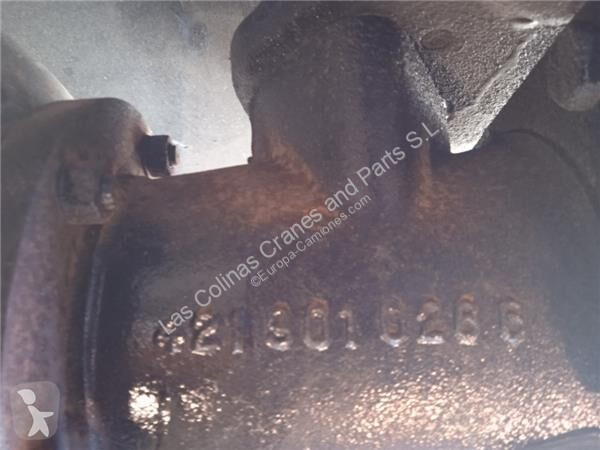قطع غيار الآليات الثقيلة Renault...
