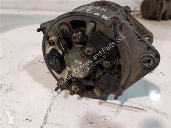 قطع غيار الآليات الثقيلة Renault Générateur 0...