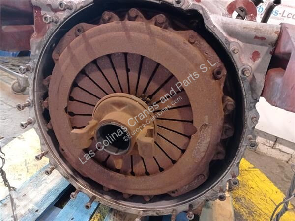 قطع غيار الآليات الثقيلة Renault Embrayage pour...