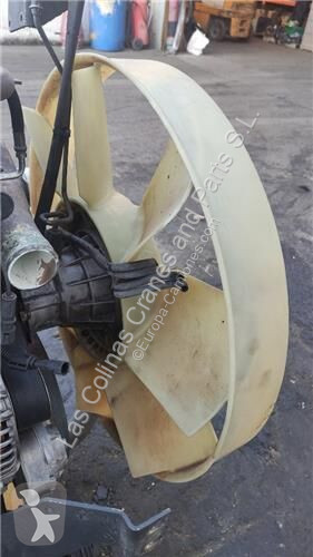 قطع غيار الآليات الثقيلة Iveco Ventilateur de...