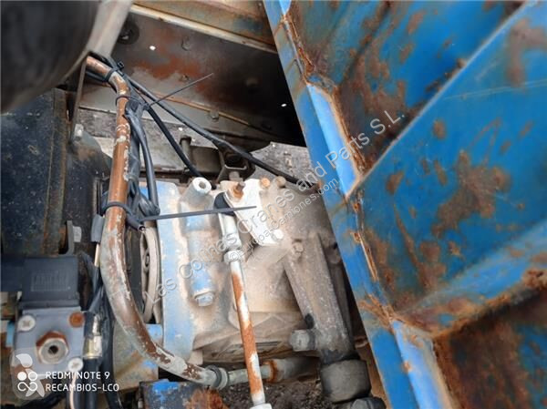 قطع غيار الآليات الثقيلة Nissan Boîte de...