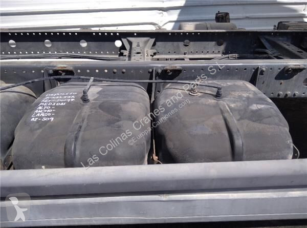قطع غيار الآليات الثقيلة Mercedes Réservoir de...