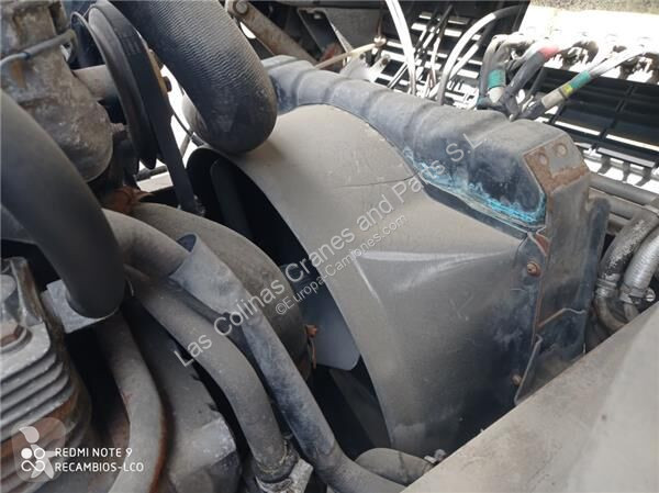 قطع غيار الآليات الثقيلة Nissan Radiateur de...