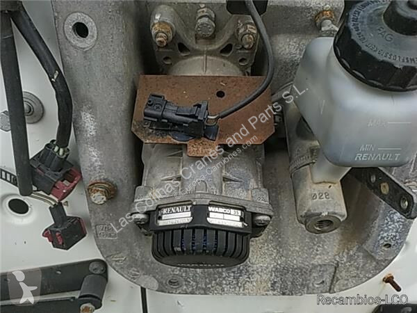 قطع غيار الآليات الثقيلة Renault...
