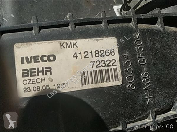 قطع غيار الآليات الثقيلة Iveco Radiateur de...