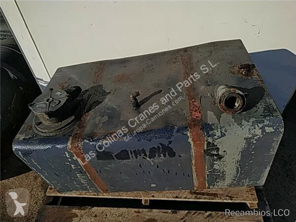 قطع غيار الآليات الثقيلة  Réservoir hydraulique...