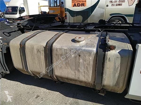 قطع غيار الآليات الثقيلة Renault Réservoir de...