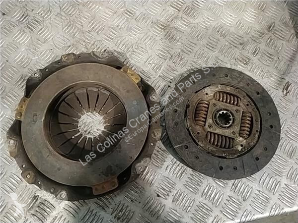 قطع غيار الآليات الثقيلة Nissan Embrayage pour...
