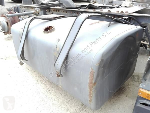 قطع غيار الآليات الثقيلة Renault Réservoir de...