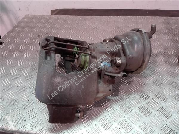 قطع غيار الآليات الثقيلة Renault Étrier de...
