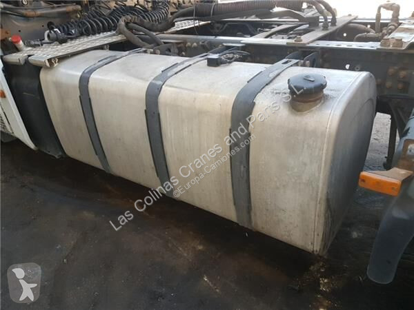 قطع غيار الآليات الثقيلة Renault Réservoir de...