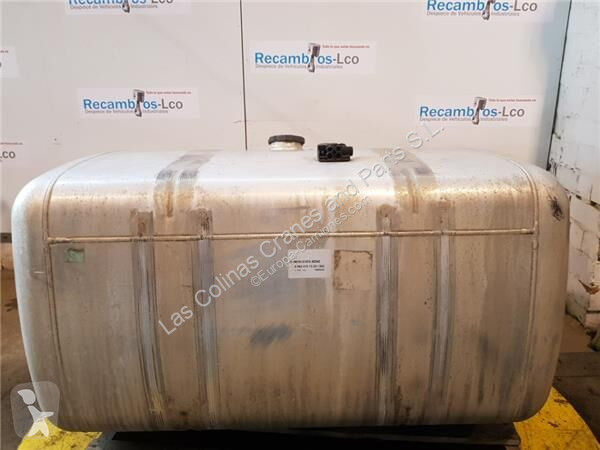 قطع غيار الآليات الثقيلة Mercedes Réservoir de...