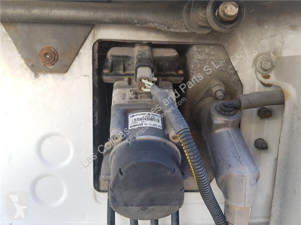 قطع غيار الآليات الثقيلة Renault...