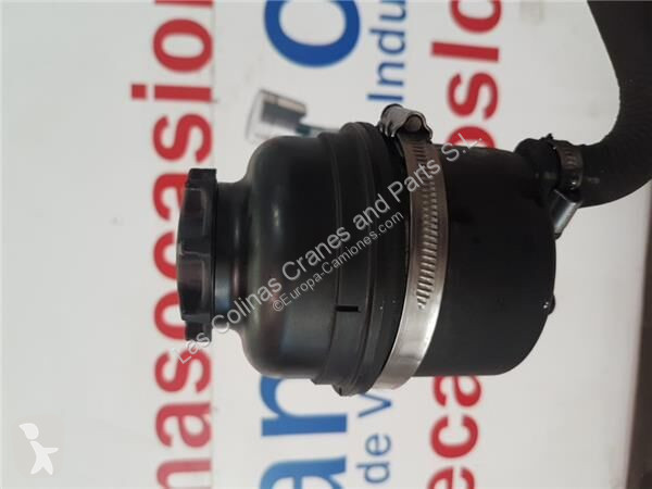 قطع غيار الآليات الثقيلة Nissan Réservoir de...