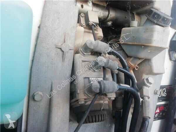 قطع غيار الآليات الثقيلة Iveco Maître-cylindre...