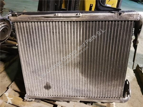 قطع غيار الآليات الثقيلة Renault Radiateur de...