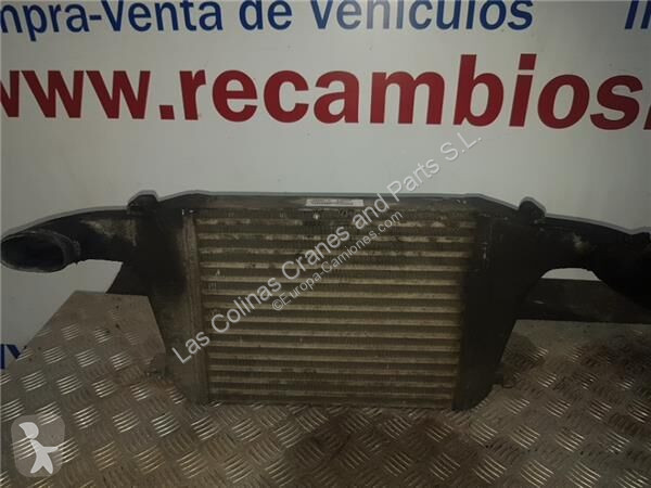 Pezzi di ricambio per mezzi pesanti Nissan...