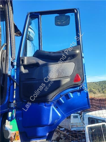 قطع غيار الآليات الثقيلة Iveco Porte 504232501...