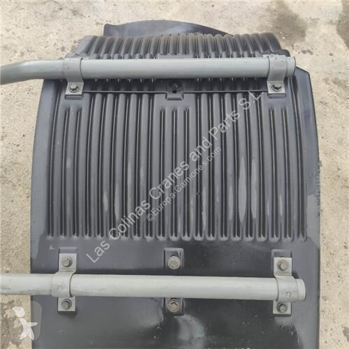 قطع غيار الآليات الثقيلة Volvo Calandre 3963659...