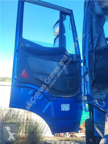 قطع غيار الآليات الثقيلة Iveco Porte 504232504...