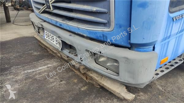 Pièces poids lourds Volvo Pare-chocs 1072160...
