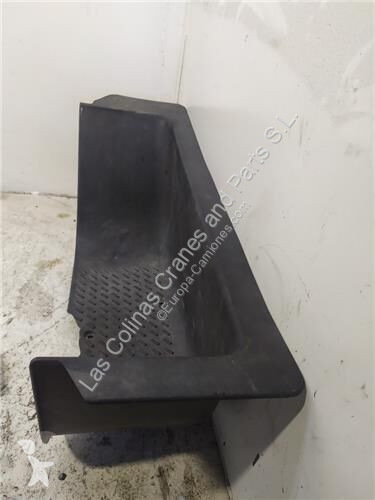 Piese camioane Renault Pare-chocs 8200110387...