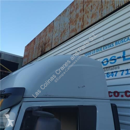 قطع غيار الآليات الثقيلة Iveco Aileron...