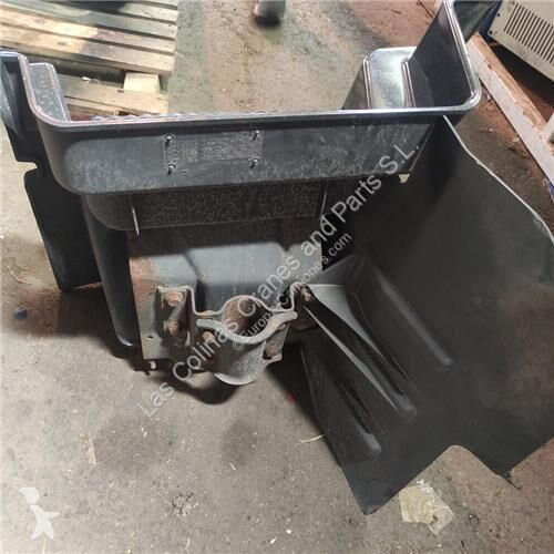 قطع غيار الآليات الثقيلة Iveco Marchepied...