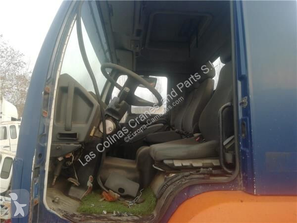 قطع غيار الآليات الثقيلة MAN Cabine pour camion...