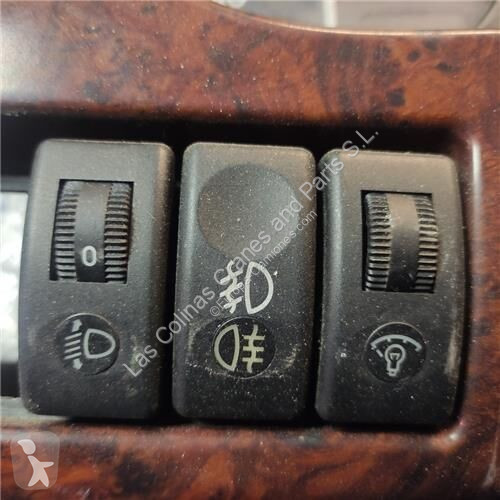 قطع غيار الآليات الثقيلة DAF Tableau de bord...