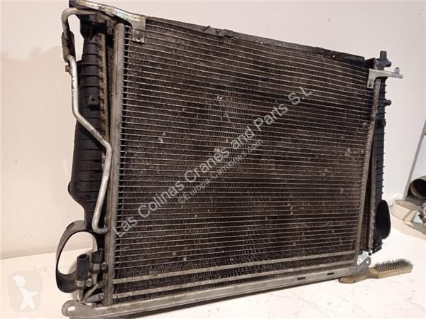 Pièces poids lourds Mercedes Radiateur de...