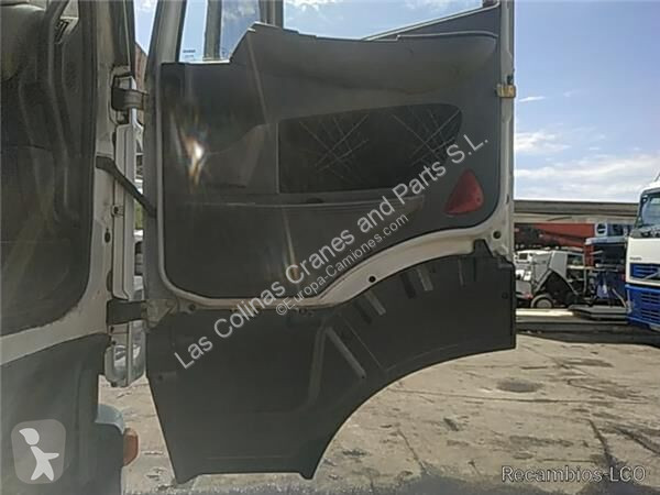 قطع غيار الآليات الثقيلة Iveco Porte 504015937...