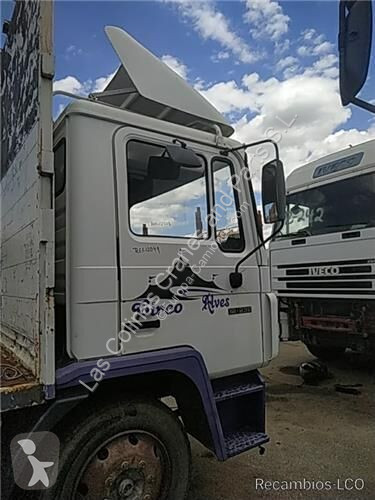 قطع غيار الآليات الثقيلة MAN Cabine pour camion...
