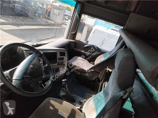 قطع غيار الآليات الثقيلة Renault Cabine...