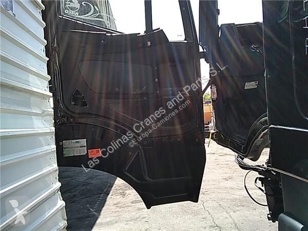 قطع غيار الآليات الثقيلة Iveco Porte 504232504...