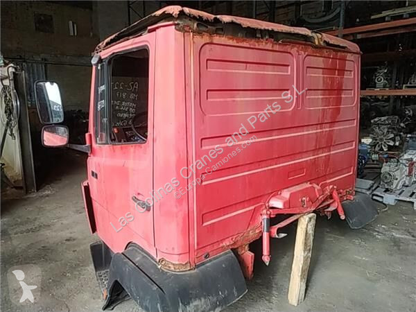 قطع غيار الآليات الثقيلة Mercedes Cabine A 673...